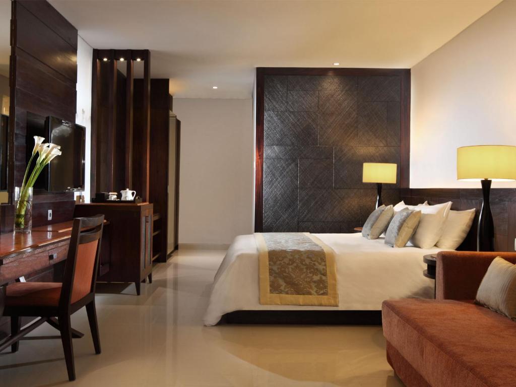 Santrian Deluxe Room